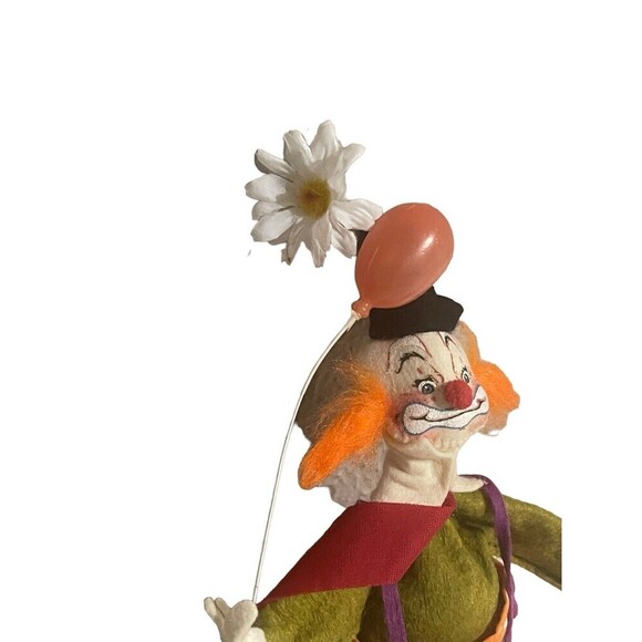 Vintage 1990 Annalee Doll 10" Hobo Circus Clown with Orange Hair, Balloon, & Tag - Picture 4 of 16